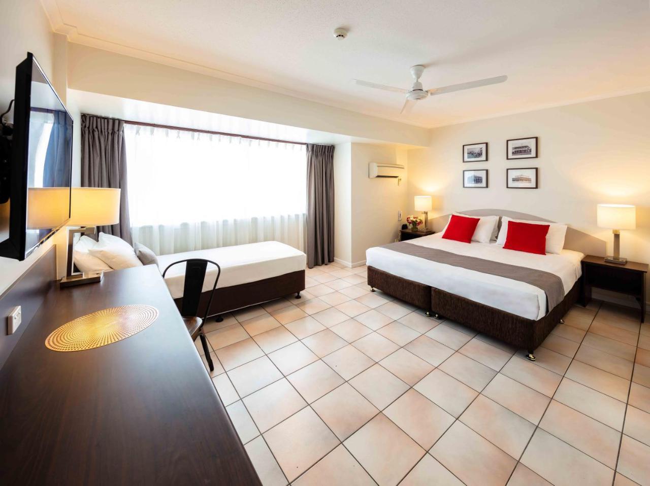 Hides Hotel Cairns Buitenkant foto